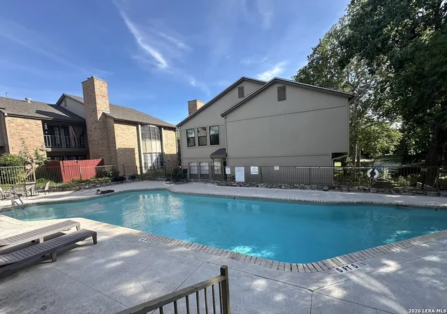Photo 4 of Condo for sale at 7711 Callaghan Rd #404, San Antonio, TX 78229 | MLS# 1969962 | Listing updated on 2026-08-01