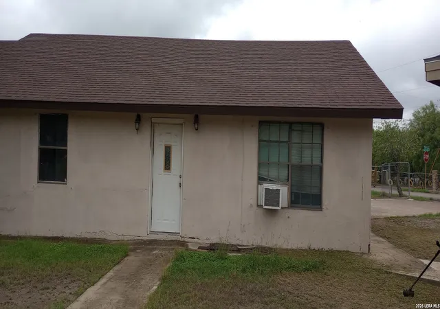 5th image of 3294 Fresno Loop, Eagle Pass, TX 78852 | MLS# 1969970