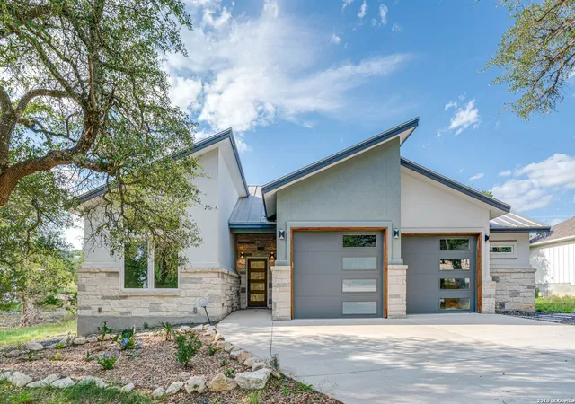 Photo 37 of Single family home for sale at 316 Prairie Tea Ln, Canyon Lake, TX 78133 | MLS# 1969982 | Listing updated on 2026-08-29