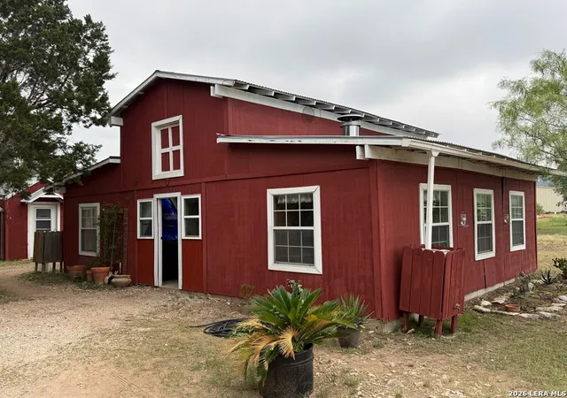 4th image of 28799 N Us Hwy 83, Concan, TX 78838 | MLS# 1970003