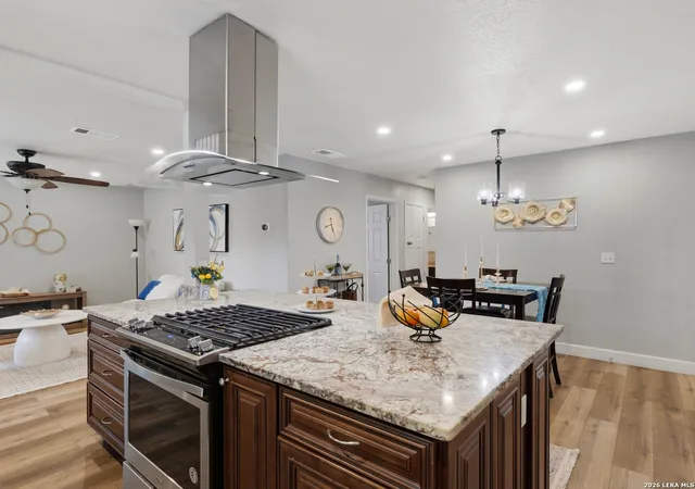Photo 3 of Sale Pending at 518 Fitch St, San Antonio, TX 78214 | MLS# 1970027 | Listing updated on 2026-08-18