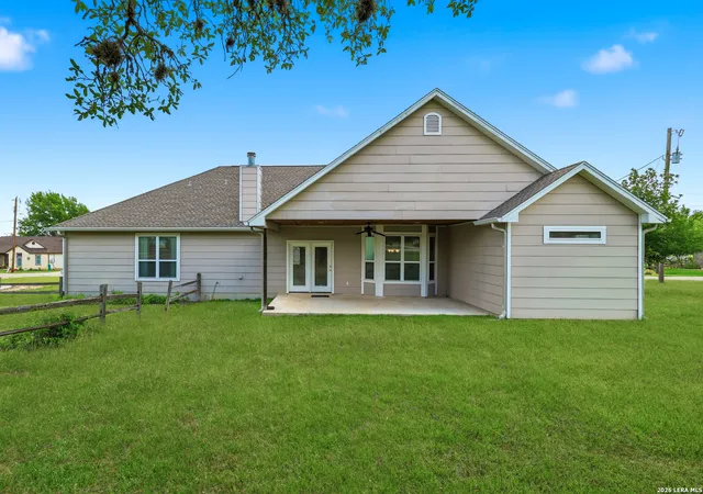 27th image of 232 Edgewood Cir, Bandera, TX 78003 | MLS# 1970164