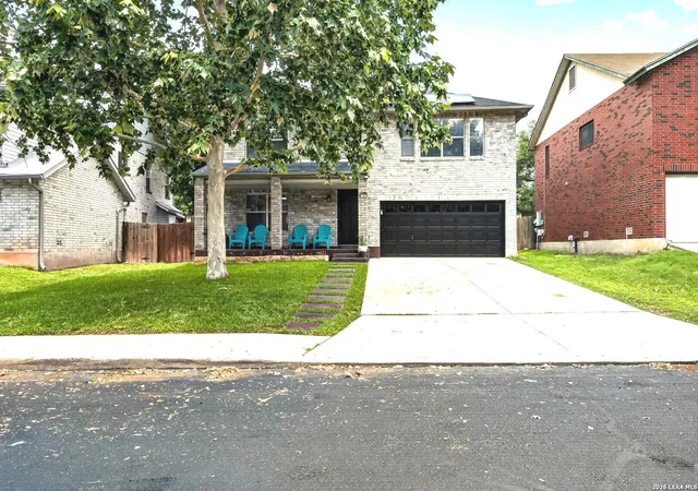 Photo 2 of Single family home for sale at 17507 Emerald Canyon Dr, San Antonio, TX 78232 | MLS# 1970181 | Listing updated on 2026-09-05