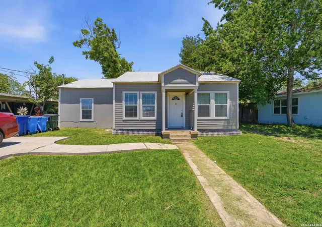 2nd image of 630 E Pine St, Seguin, TX 78155 | MLS# 1970187