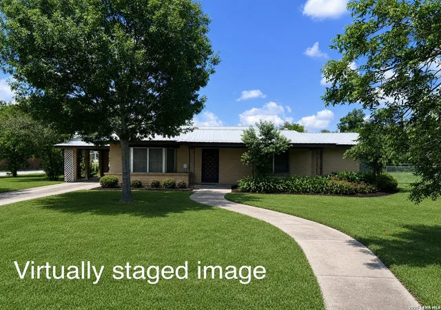 3rd image of 364 School Dr, Poteet, TX 78065 | MLS# 1970194