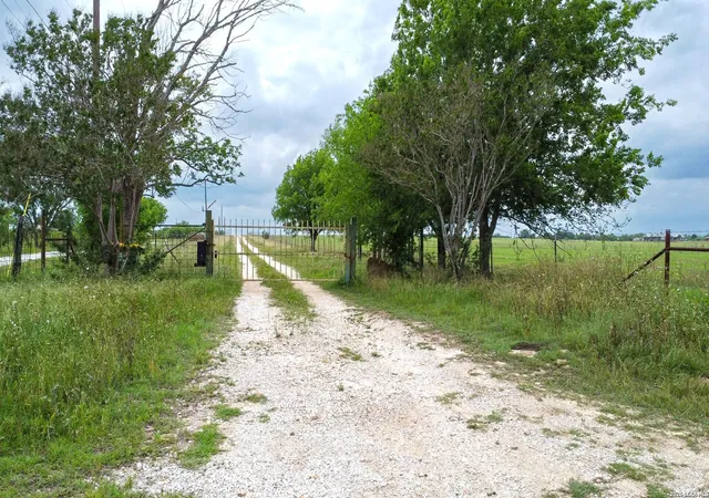Photo 3 of Land for sale at 1335 N Gable Rd, St. Hedwig, TX 78152 | MLS# 1970222 | Listing updated on 2026-09-08