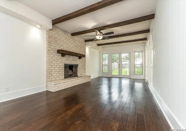 Photo 4 of Sale Pending at 2114 Oak Wild St, San Antonio, TX 78232 | MLS# 1970238 | Listing updated on 2026-09-05