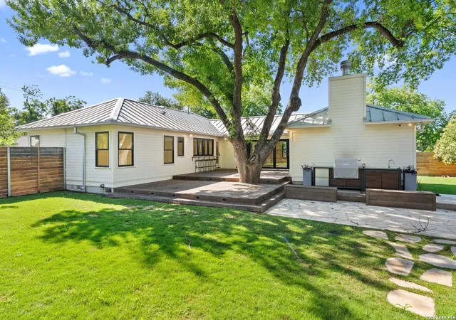 Photo 3 of Single family home for sale at 1402 Hutto Rd, Georgetown, TX 78626 | MLS# 1970262 | Listing updated on 2026-08-31