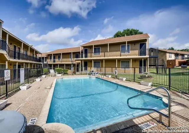 Photo 2 of Condo for sale at 923 Vance Jackson #1005, San Antonio, TX 78201 | MLS# 1970282 | Listing updated on 2026-08-06