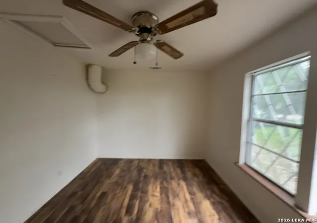 3rd image of 184 Paradise Ln, Lakehills, TX 78063 | MLS# 1970291