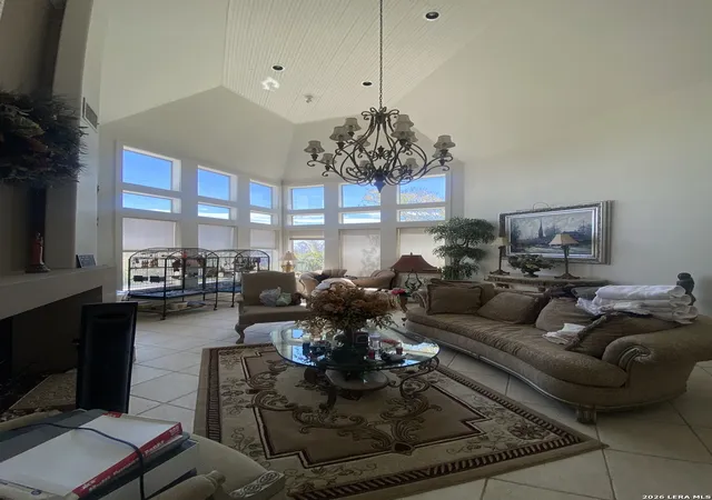 Photo 4 of Sale Pending at 3902 Crestridge, San Antonio, TX 78229 | MLS# 1970314 | Listing updated on 2026-08-13