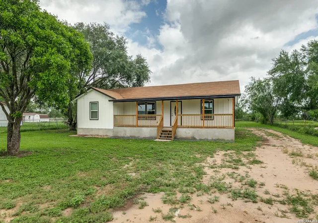 Photo 2 of Single family home for sale at 3065 Valley Rd, San Antonio, TX 78221 | MLS# 1970330 | Listing updated on 2026-09-12