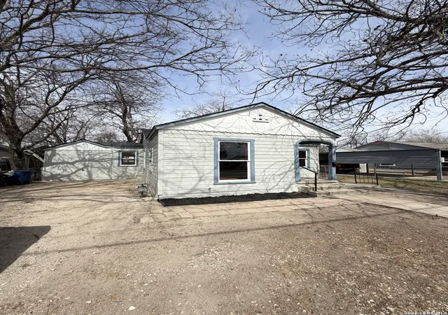 3rd image of 1351 W Theo, San Antonio, TX 78225 | MLS# 1970379