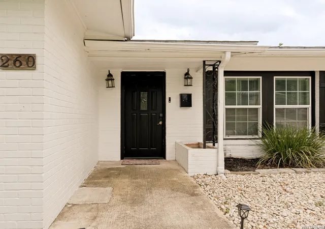 3rd image of 260 Wyanoke Dr, San Antonio, TX 78209 | MLS# 1970419