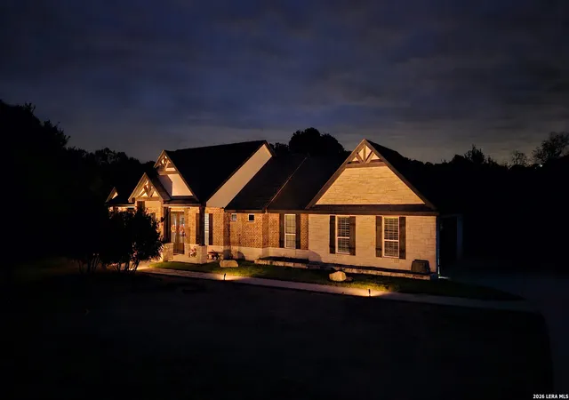 3rd image of 1033 Mystic Shores Blvd, Spring Branch, TX 78070 | MLS# 1970428