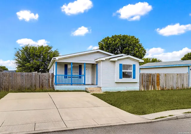 Homes for sale in San Antonio, TX | 6018 Bear Mdw, San Antonio, TX 78222 | MLS# 1970432