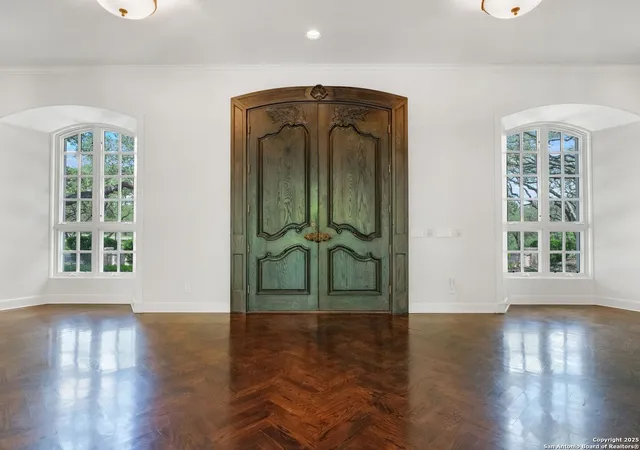 Photo 3 of Single family home for sale at 100 Tomahawk Trail, San Antonio, TX 78232 | MLS# 1970585 | Listing updated on 2026-09-14