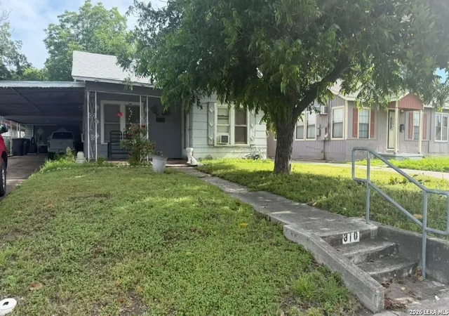 Photo 1 of Single family home for sale at 310 W Southcross Blvd, San Antonio, TX 78221 | MLS# 1970586 | Listing updated on 2026-09-05