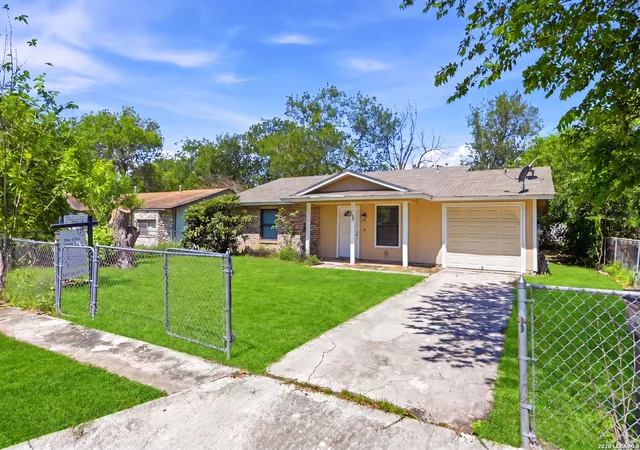 Photo 1 of Single family home for sale at 7627 Glen Vis, San Antonio, TX 78239 | MLS# 1970611 | Listing updated on 2026-08-21