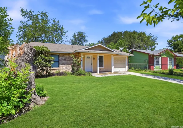 Photo 4 of Single family home for sale at 7627 Glen Vis, San Antonio, TX 78239 | MLS# 1970611 | Listing updated on 2026-08-21
