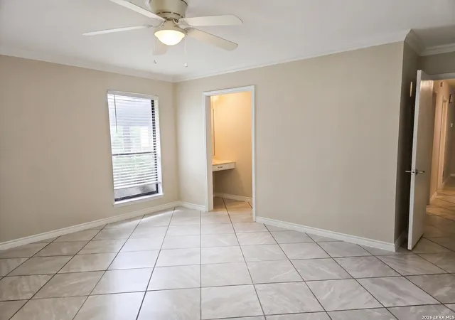 4th image of 306 Ranchero Rd, Kerrville, TX 78028 | MLS# 1970612