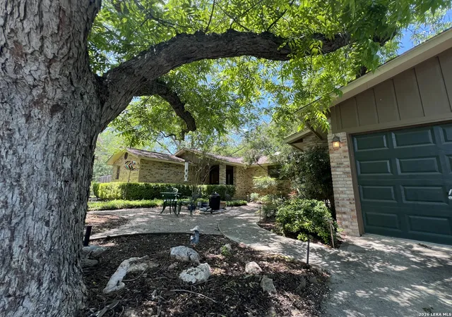 5th image of 7131 Thrush View Ln, San Antonio, TX 78209 | MLS# 1970613