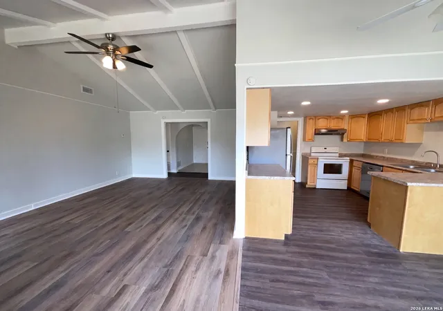 Photo 3 of Sale Pending at 1154 S Ellison Dr, San Antonio, TX 78245 | MLS# 1970625 | Listing updated on 2026-09-29