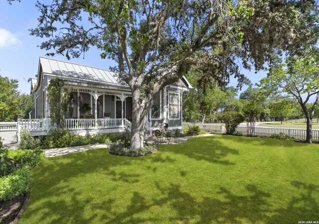 Homes for sale in Comfort, TX | 112 N River Bend Road, Comfort, TX 78013 | MLS# 1970645