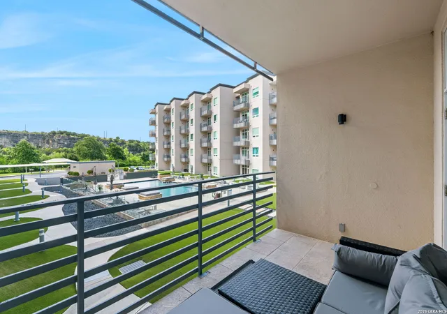 Photo 4 of Condo for sale at 17902 La Cantera #UNIT 208, San Antonio, TX 78257 | MLS# 1970649 | Listing updated on 2026-06-08