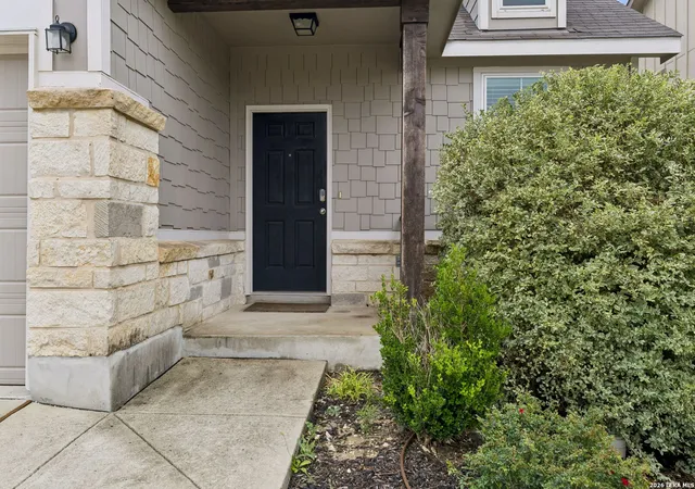 Photo 3 of Single family home for sale at 322 Kotara Cyn, San Antonio, TX 78260 | MLS# 1970697 | Listing updated on 2026-05-31