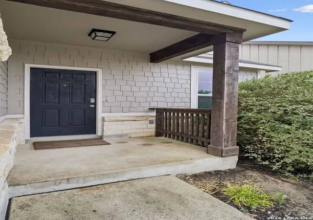 Photo 4 of Single family home for sale at 322 Kotara Cyn, San Antonio, TX 78260 | MLS# 1970697 | Listing updated on 2026-05-31
