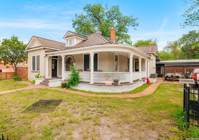 3rd image of 1211 Guadalupe, San Antonio, TX 78207 | MLS# 1970705
