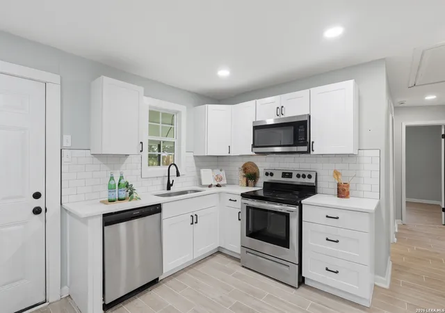 1st image of 111 Odis, San Antonio, TX 78204 | MLS# 1970735