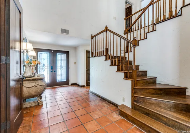 Photo 3 of Single family home for sale at 201 Chattington Ct, San Antonio, TX 78213 | MLS# 1970794 | Listing updated on 2026-08-18