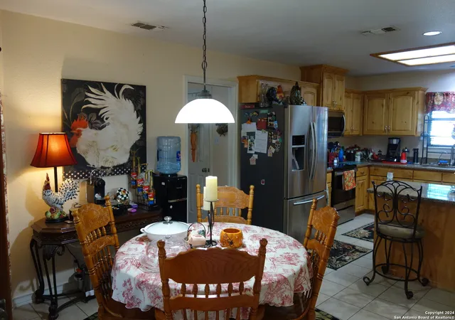 Photo 4 of Single family home for sale at 139 Champions Blvd, La Vernia, TX 78121 | MLS# 1970799 | Listing updated on 2026-09-08