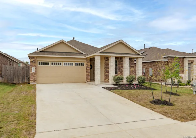 2nd image of 340 Sonterra Dr, San Marcos, TX 78666 | MLS# 1970846
