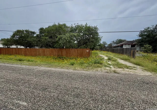 Homes for sale in Elmendorf, TX | 22847 Black Cherry, Elmendorf, TX 78112 | MLS# 1970847