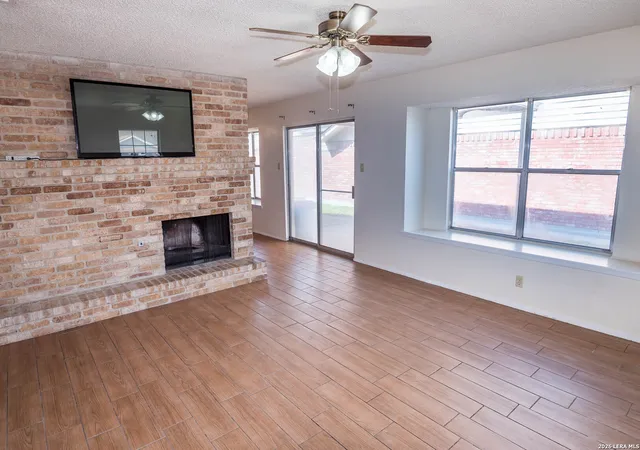 Photo 3 of Sale Pending at 648 Fern Meadow Dr, Universal City, TX 78148 | MLS# 1970939 | Listing updated on 2026-08-05
