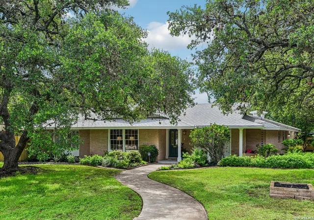 Photo 2 of Single family home for sale at 103 Tamworth, Castle Hills, TX 78213 | MLS# 1971026 | Listing updated on 2026-08-29