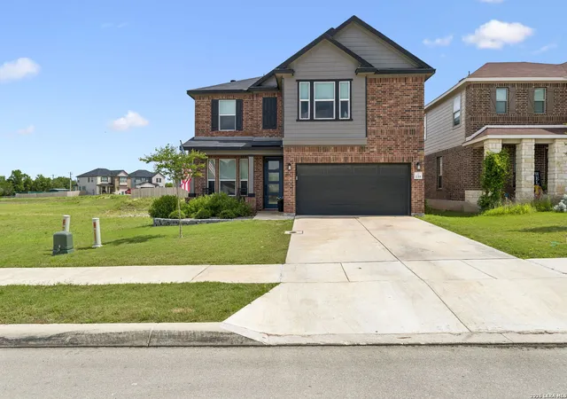 1st image of 139 E Flowing River Dr, Boerne, TX 78006 | MLS# 1971057