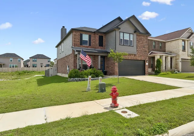 5th image of 139 E Flowing River Dr, Boerne, TX 78006 | MLS# 1971057