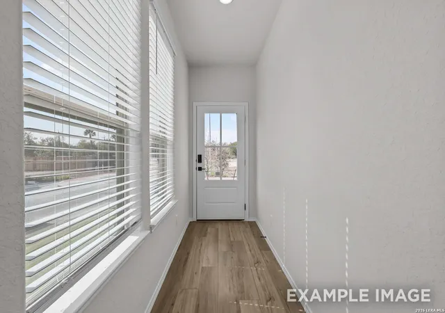 4th image of 285 W Quill Dr Building 15, San Antonio, TX 78228 | MLS# 1971093