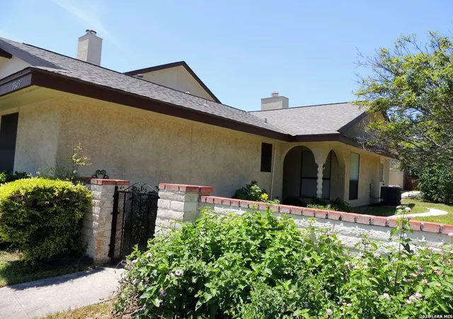 32nd image of 5845 Royal Bnd, San Antonio, TX 78239 | MLS# 1971102