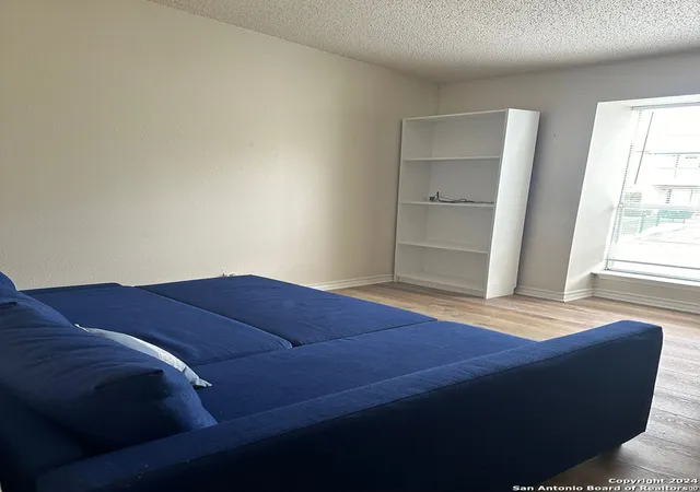 Photo 3 of Single family home for sale at 4949 Hamilton Wolfe Rd, San Antonio, TX 78229 | MLS# 1971108 | Listing updated on 2026-06-09