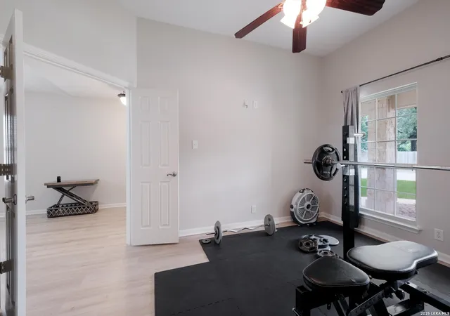 Photo 4 of Sale Pending at 26122 Indian Clf, San Antonio, TX 78260 | MLS# 1971113 | Listing updated on 2026-09-08