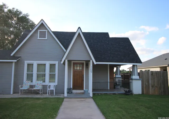 Homes for sale in Stockdale, TX | 109 E Mayer St, Stockdale, TX 78160 | MLS# 1971130