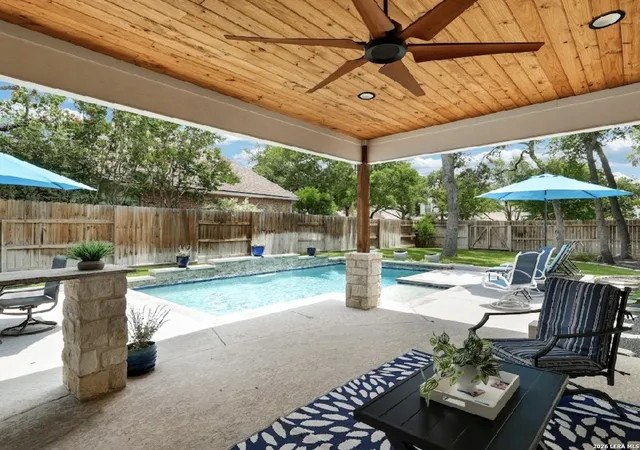 Photo 3 of Sale Pending at 27 Stonewall Bend, San Antonio, TX 78256 | MLS# 1971137 | Listing updated on 2026-09-14