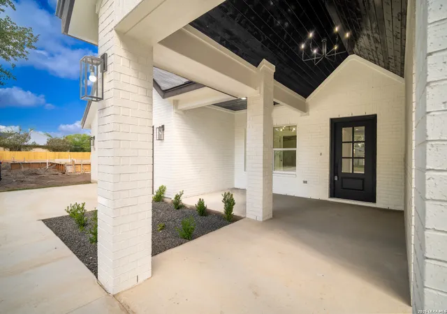 5th image of 169 Pine Valley Dr, La Vernia, TX 78121 | MLS# 1971155