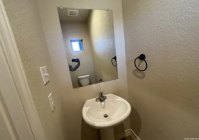 Photo 4 of Multi family home for sale at 6418 Luglio Ln, San Antonio, TX 78233 | MLS# 1971170 | Listing updated on 2026-06-09