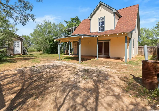 Homes for sale in Jourdanton, TX | 90 County Road 308a, Jourdanton, TX 78026 | MLS# 1971176